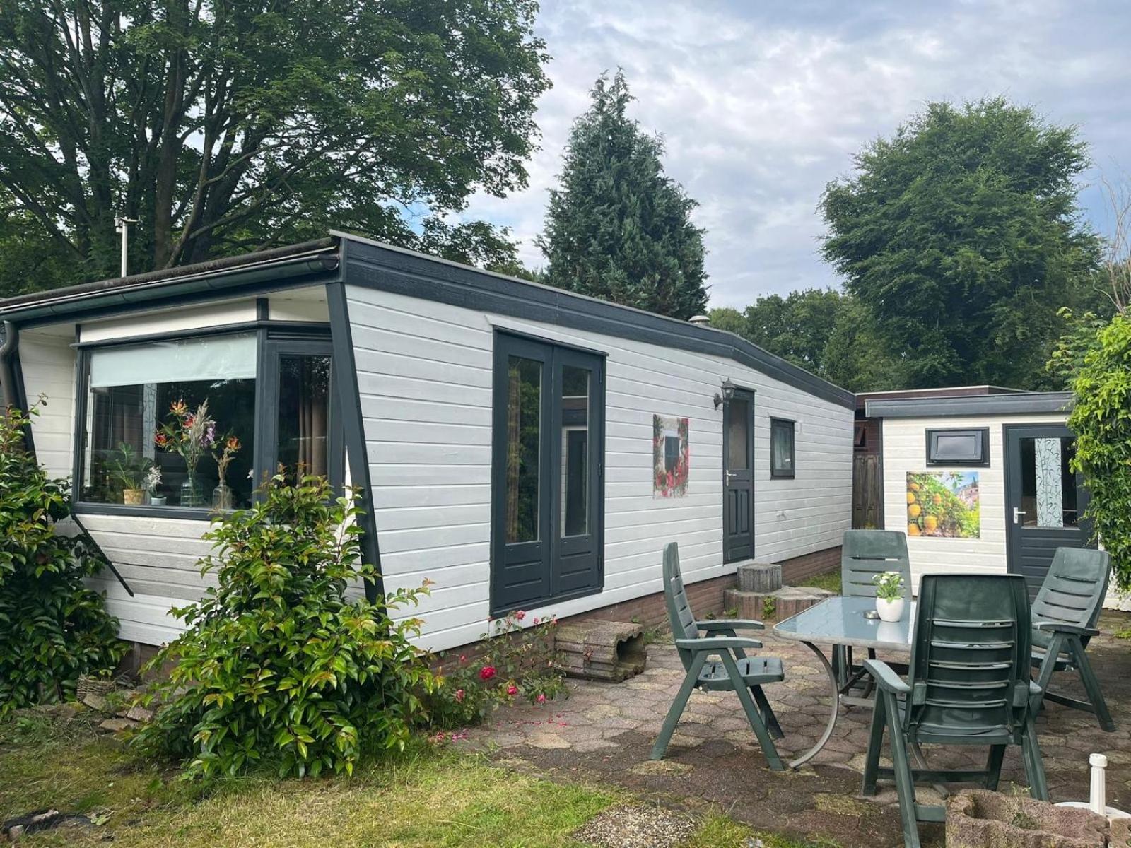 Leuk Chalet Te Huur In Putten, Honden Van Harte Welkom, Alleen Voor Recreatie Villa Ngoại thất bức ảnh