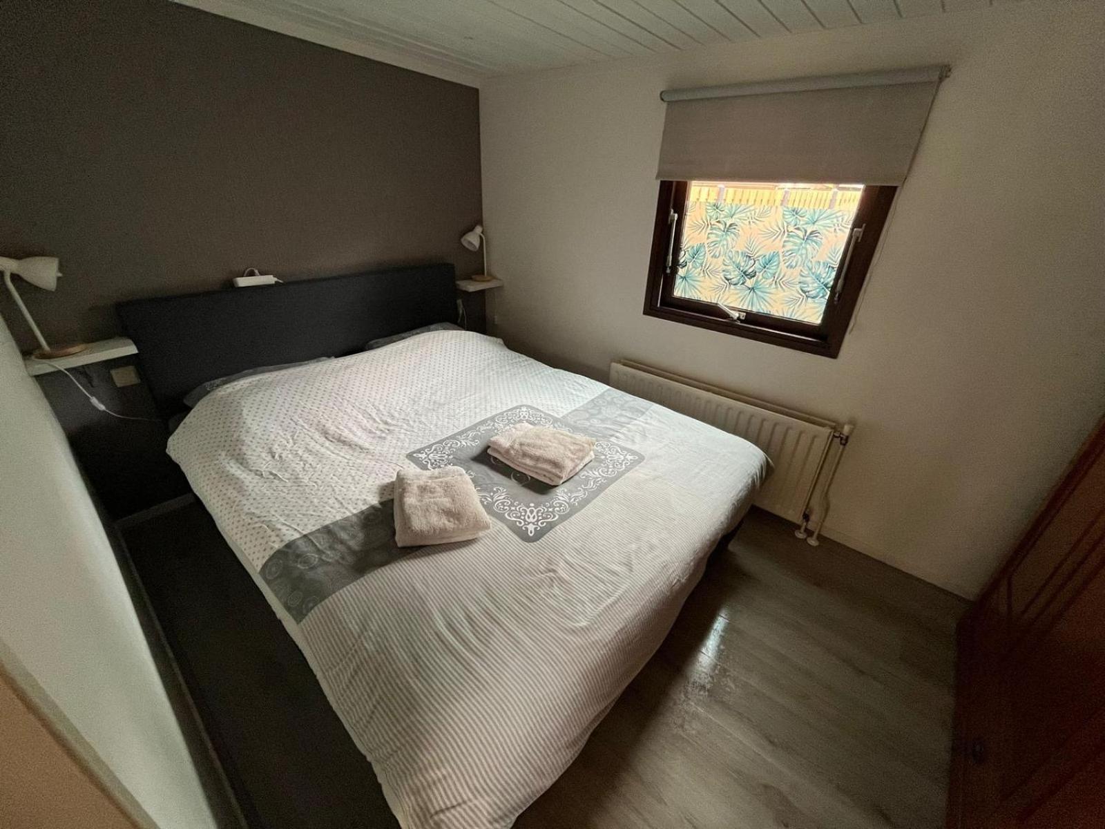 Leuk Chalet Te Huur In Putten, Honden Van Harte Welkom, Alleen Voor Recreatie Villa Ngoại thất bức ảnh