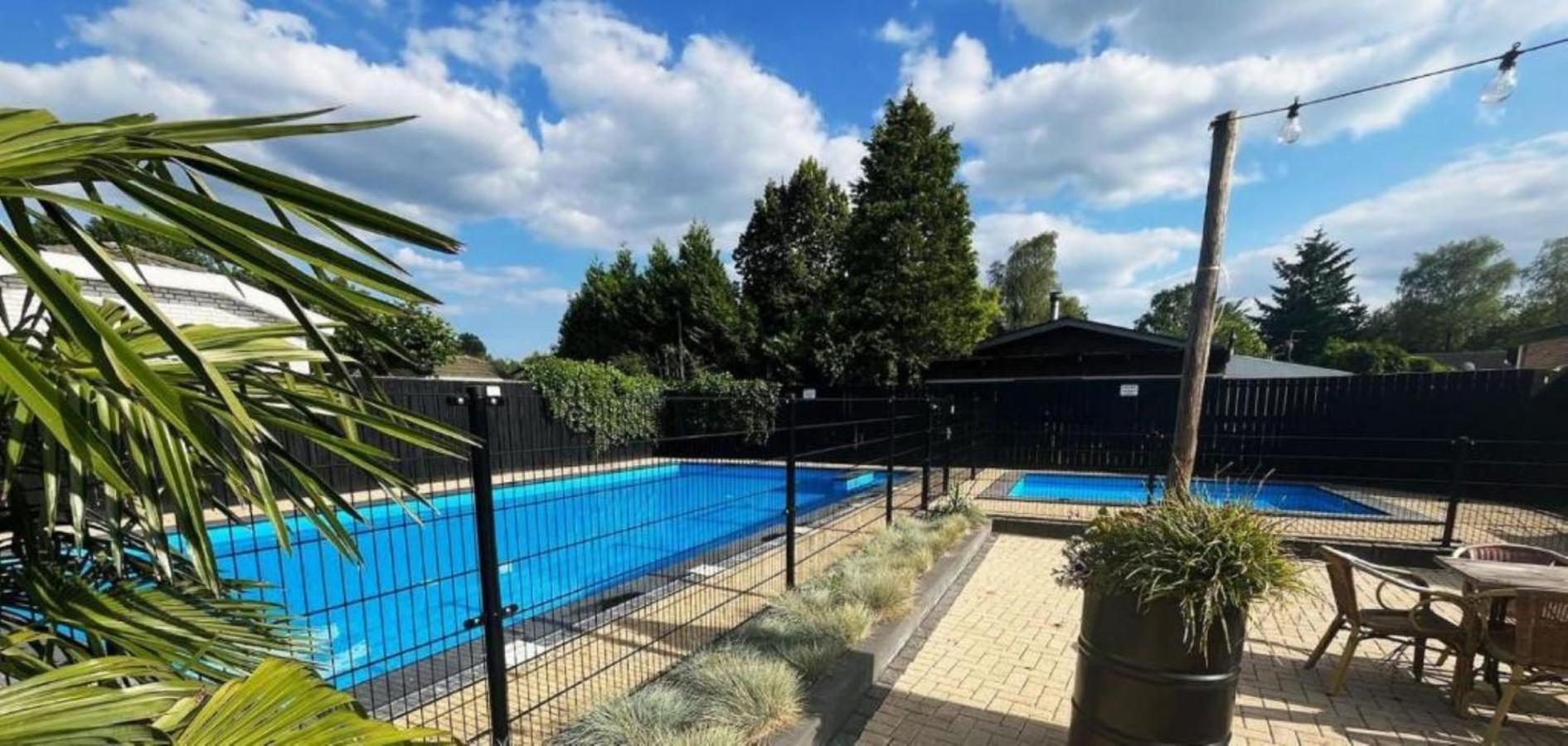 Leuk Chalet Te Huur In Putten, Honden Van Harte Welkom, Alleen Voor Recreatie Villa Ngoại thất bức ảnh